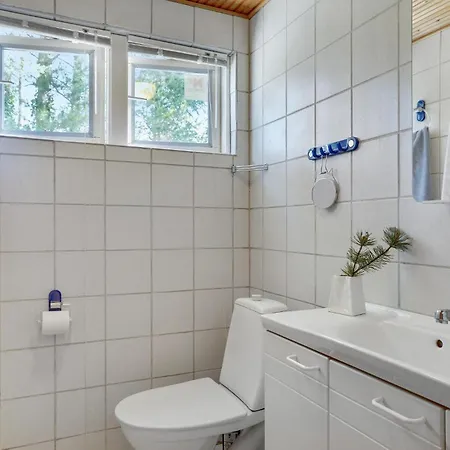 4 Bedroom Gorgeous In 度假居 *