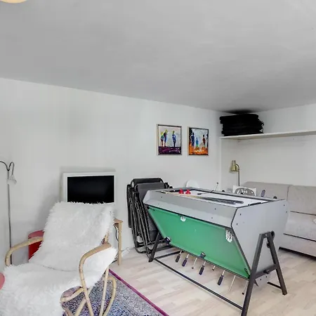4 Bedroom Gorgeous In Feriehus *